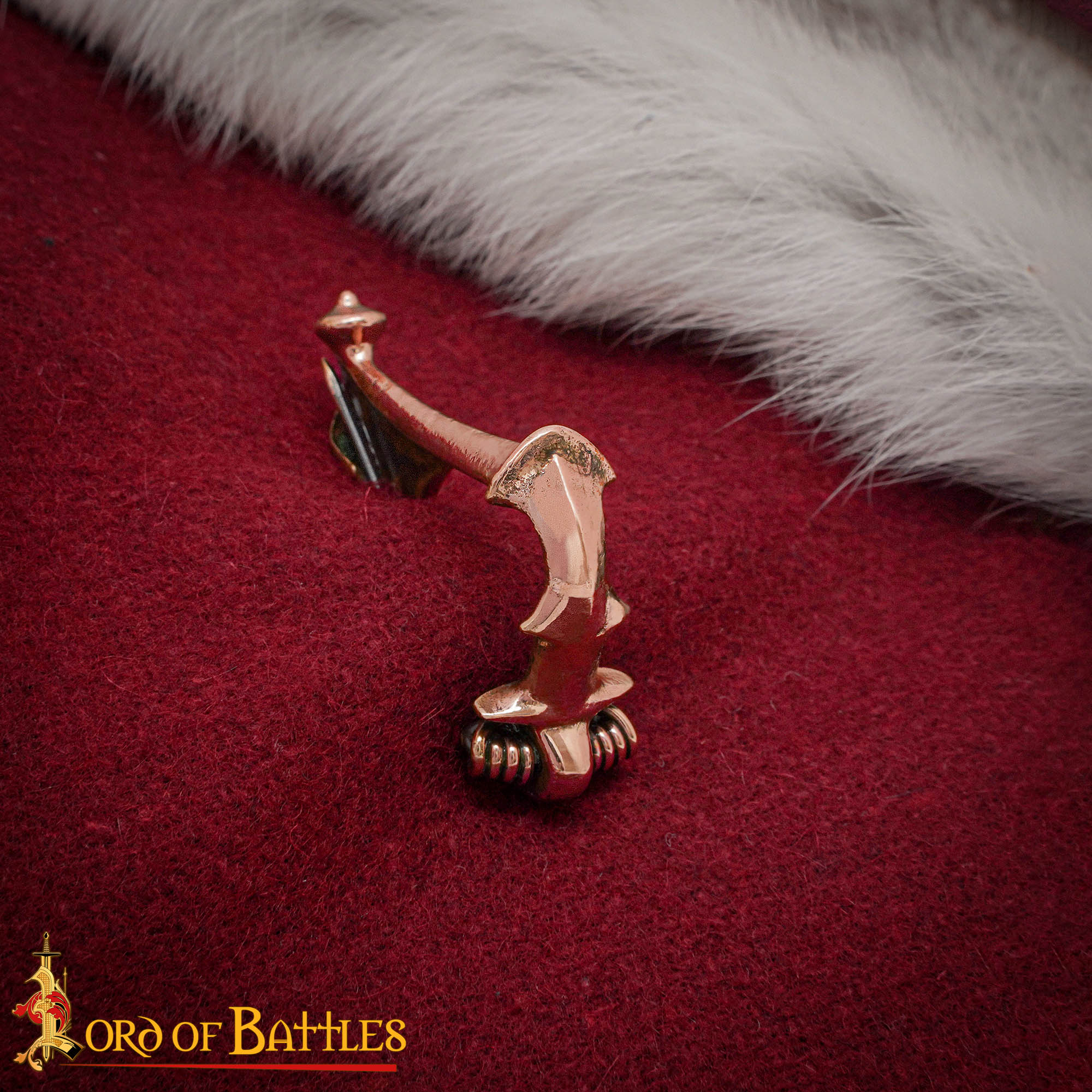 Fíbula romana de bronce (s. I–III) — broche tipo ballesta
