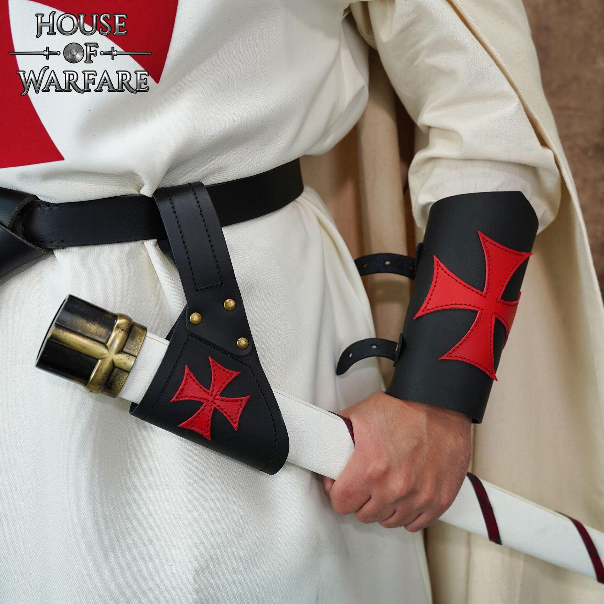 Imagen única de: Rana Espada Templaria de Cuero con Aplique de Cruz Roja