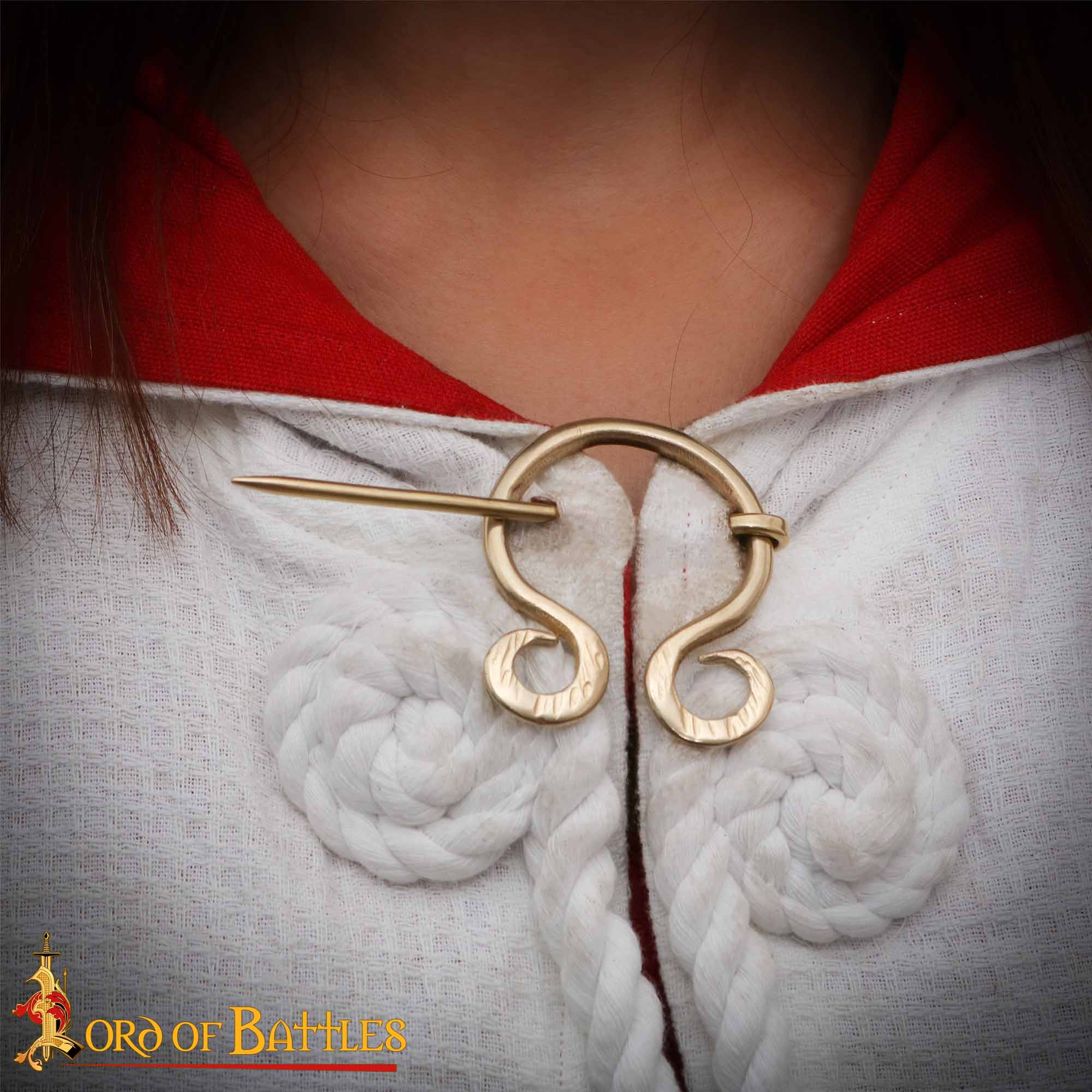 Broche penannular de latón para capa - estilos medievales - imagen 5