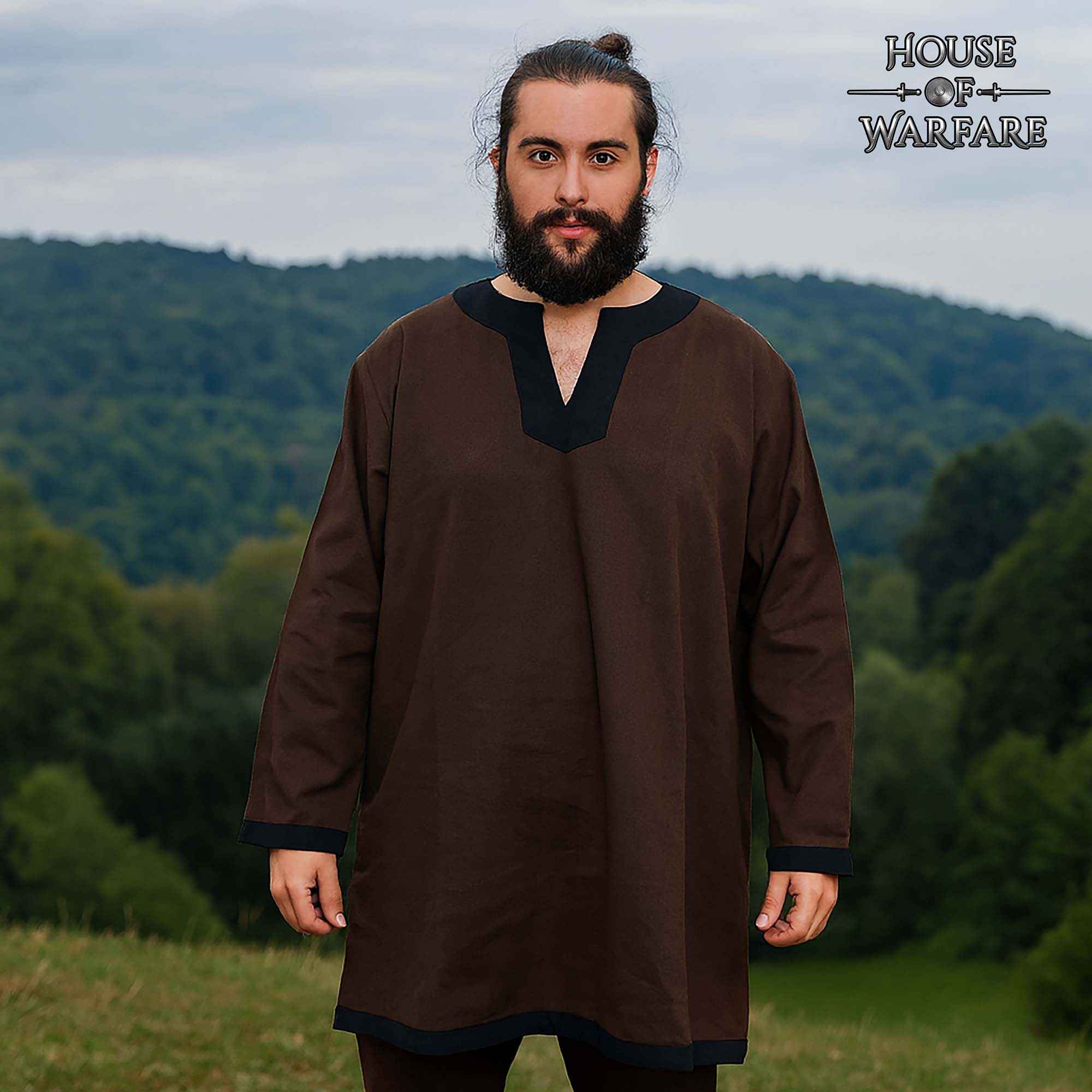 Túnica medieval vikinga de algodón con remates contrastados