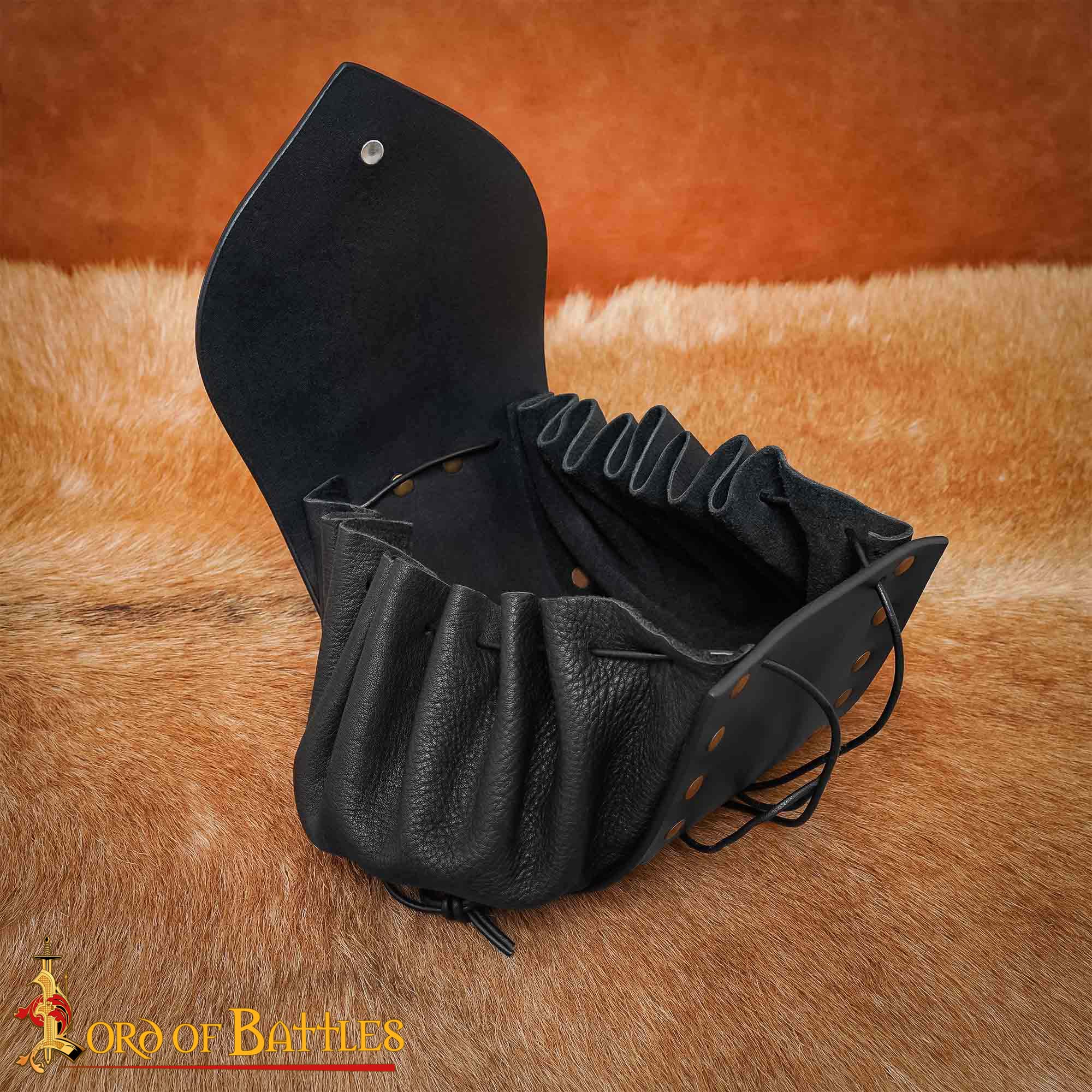 Bolsa de cinturón medieval en piel con botón de latón - imagen 6