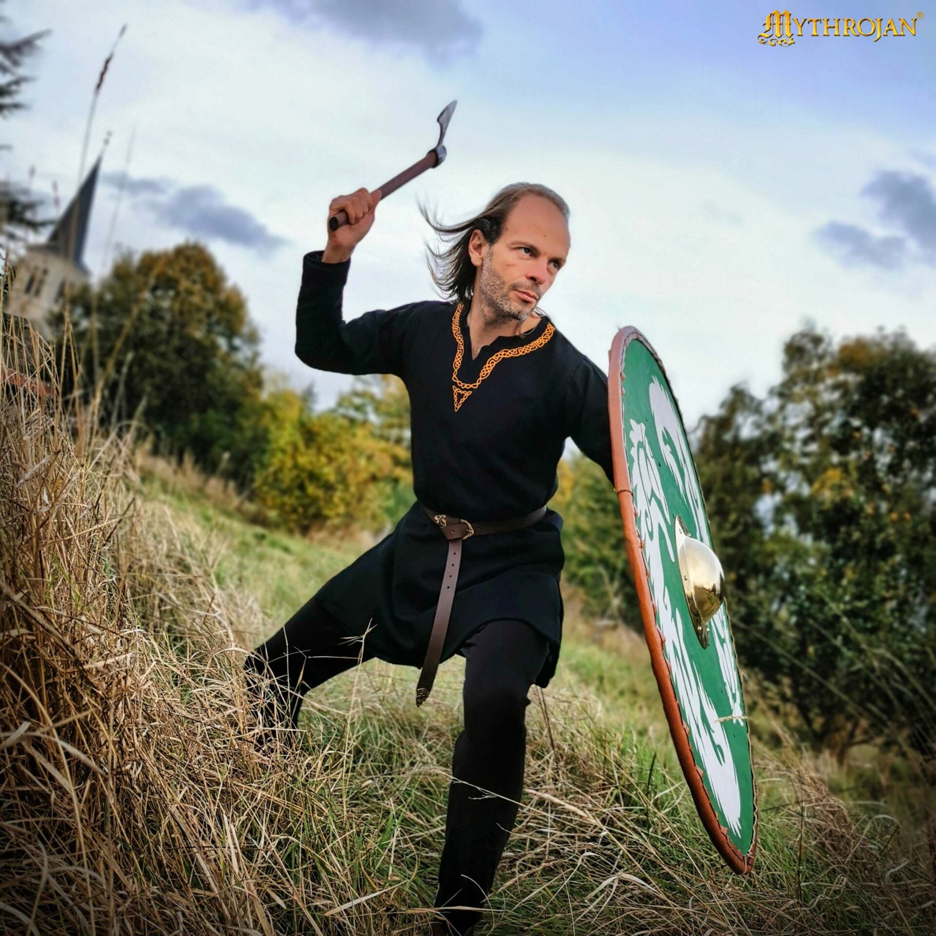 Imagen única de: Túnica de lana bordada, estilo vikingo y renacentista - Con Defecto