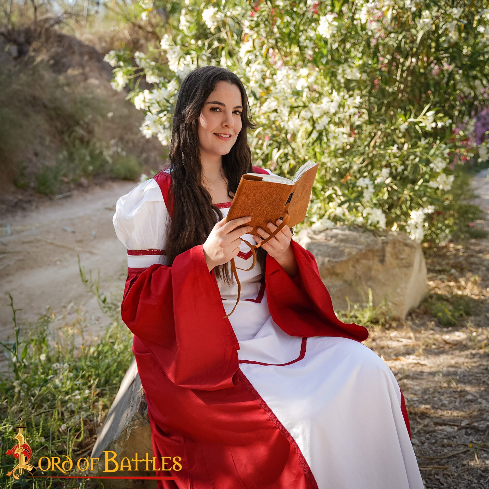 Vestido medieval Isabella de algodón - imagen 5