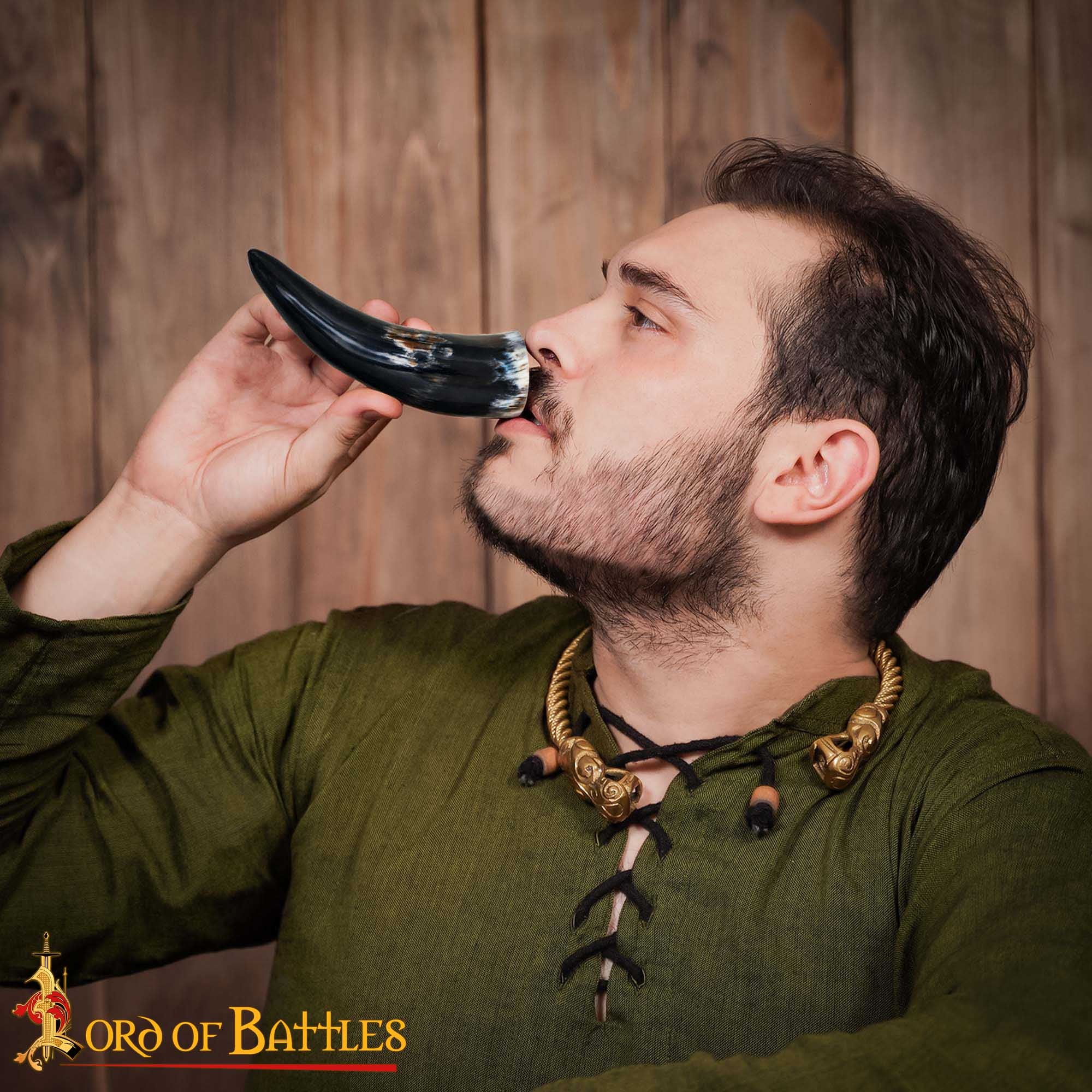 Imagen única de: Vikingo Cuerno de Buey para Beber - Taza de Cuerno Natural Pulido Artesanal (200 Ml)
