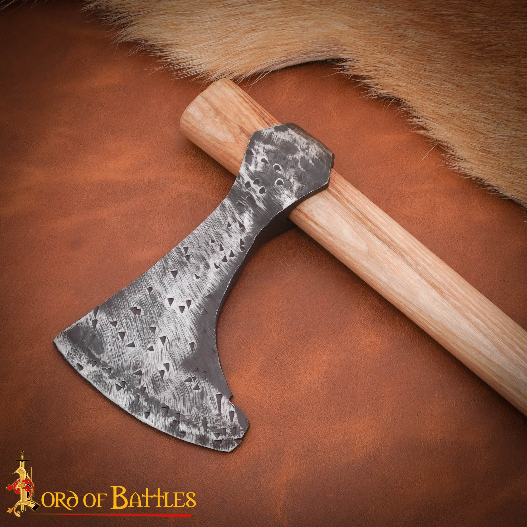 Hacha vikinga forjada a mano con cabeza de acero al carbono y mango de madera - imagen 5