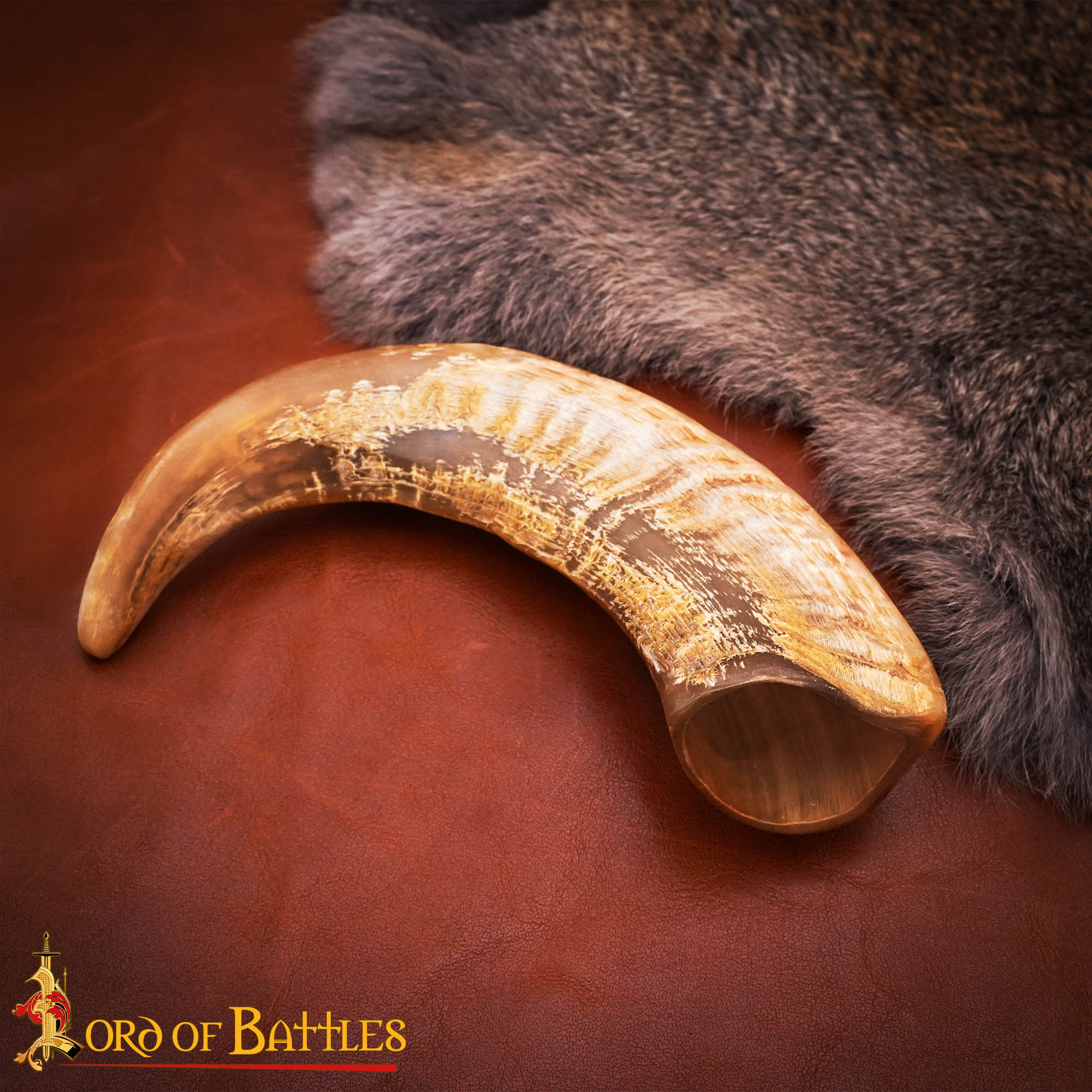 Imagen única de: Vaso para Beber de Cuerno Natural de Oveja Vikingo Hecho a Mano