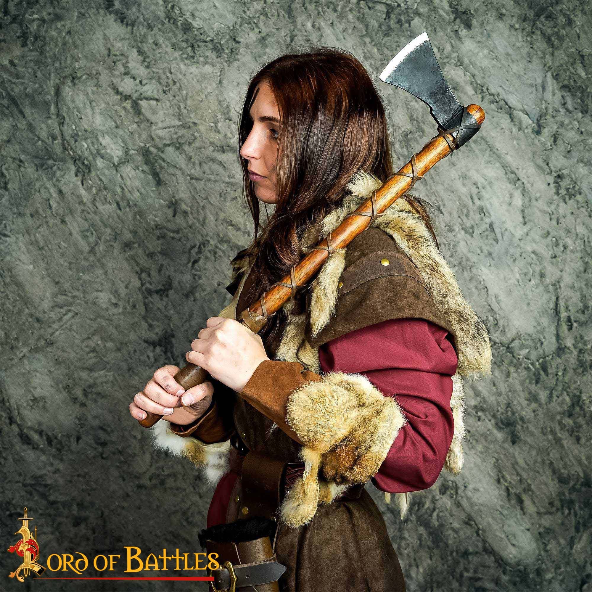 Hacha de Guerrero Vikingo - Hoja de Acero Al Carbono con Envoltura de Cuero - Imagen 23