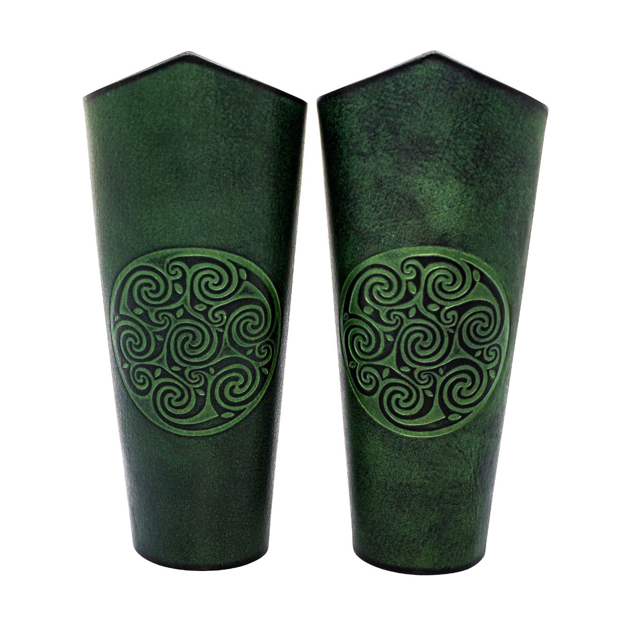 Brazales de Cuero con Espiral Celta en Relieve