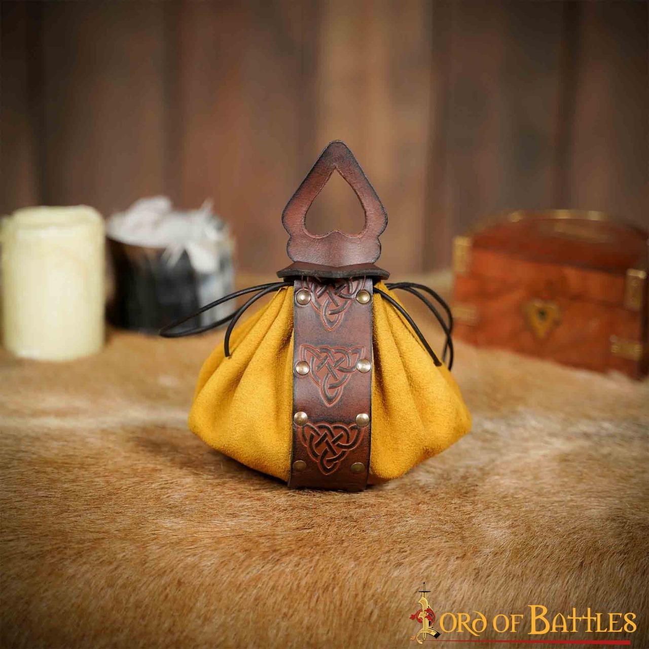 Bolsa de cinturón de cuero con nudos celtas en relieve - imagen 5