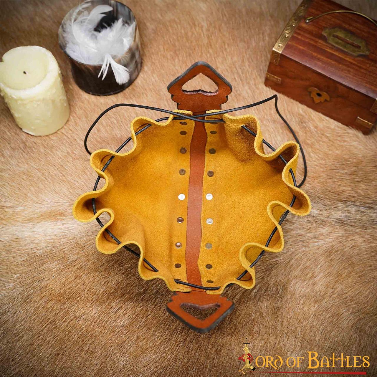 Bolsa de cinturón de cuero con nudos celtas en relieve - imagen 11