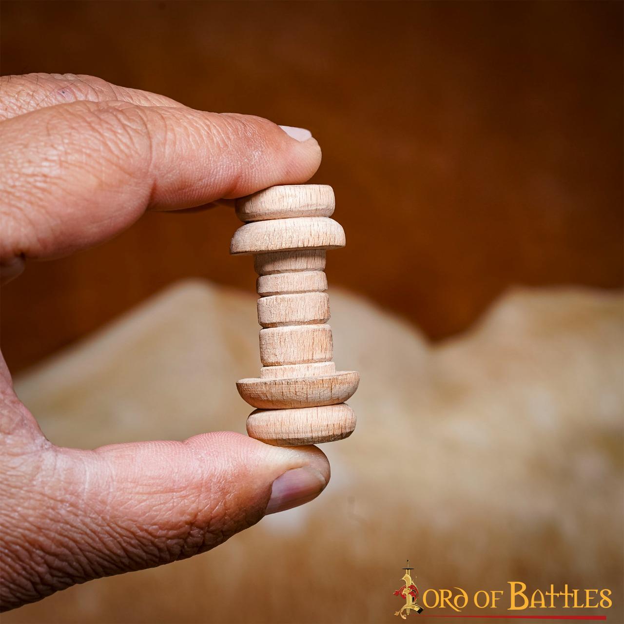 Carrete de hilo de madera hecho a mano - estilo histórico - imagen 17