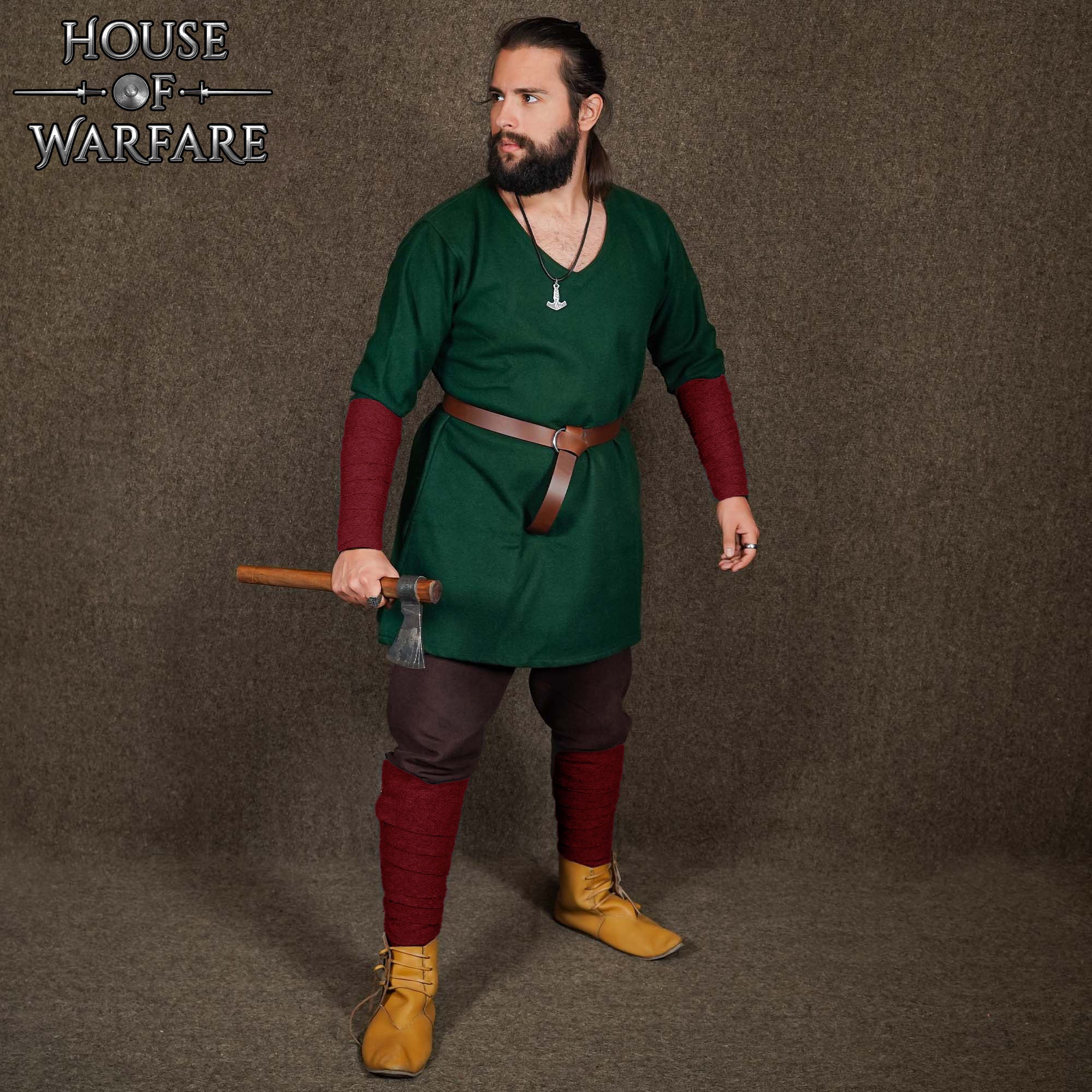Envolturas de pierna vikingas de lana con fíbulas