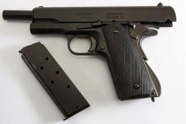 Imagen única de: Pistola Automática .45 M1911A1 Usa 1911  Réplica No Funcional Mod.1312