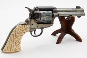 Imagen única de: Revólver Cal .45 Peacemaker 4,75", Réplica No Funcional 8186