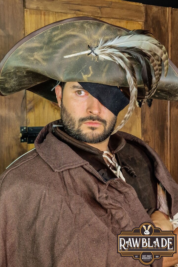 Imagen única de: Sombrero De Capitán Teague Con Plumas