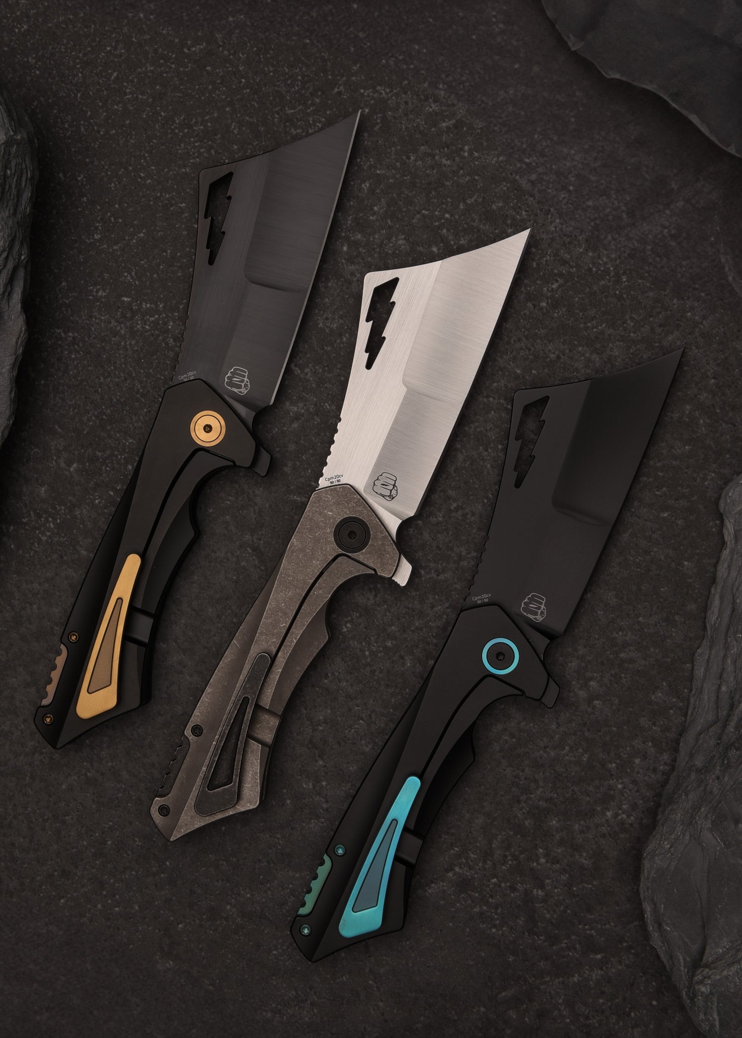 Imagen única de: Navaja Nemley Cleaver, Exclusiva, Pvd Negro, Ano Azul