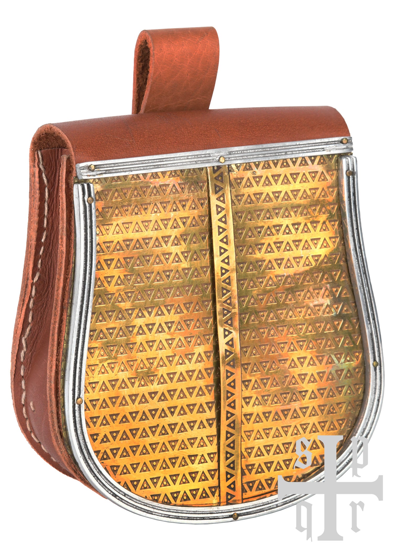 Imagen única de: Riñonera Vikinga De Piel Marrón Con Solapa Frontal De Latón