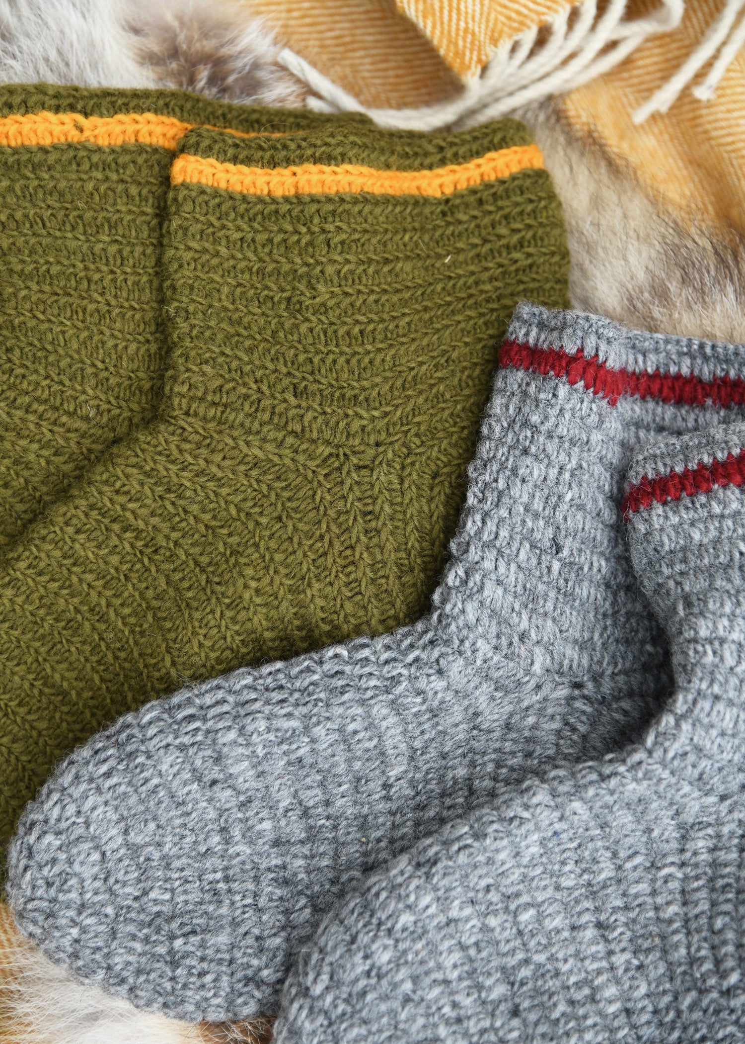 Imagen única de: Calcetines De Lana Tejidos A Crochet, Gris Burdeos