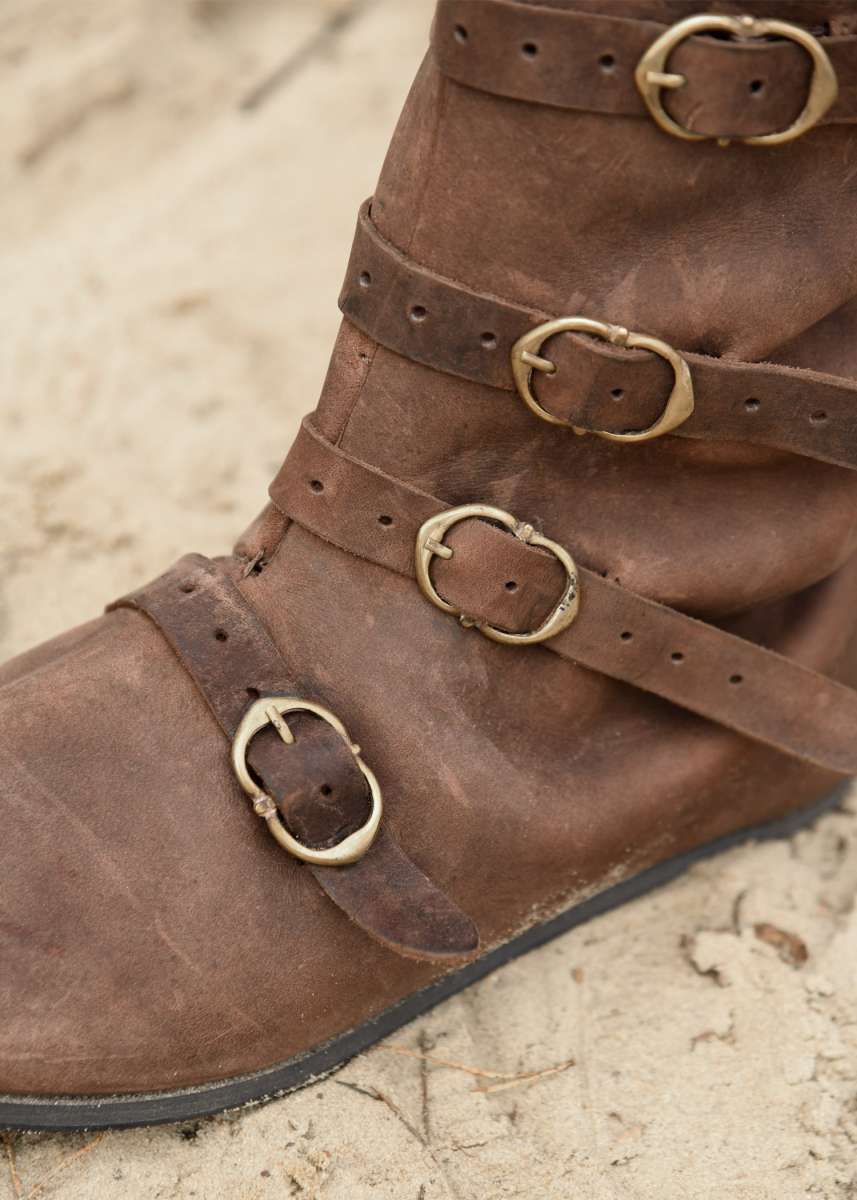 Botas Medievales Con Hebillas, Marrón.