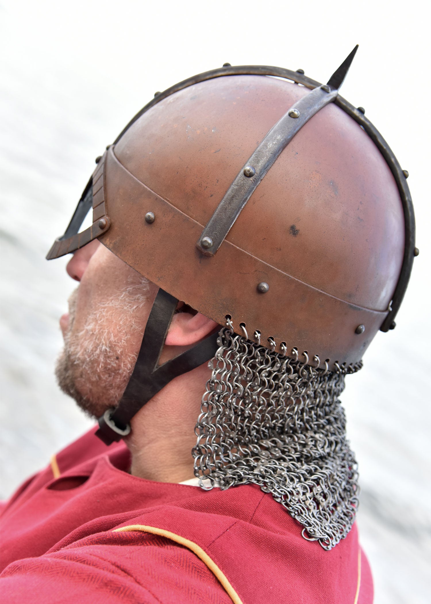 Imagen única de: El Casco Gjermundbu Con Casco Remachado, Acero De 2 Mm