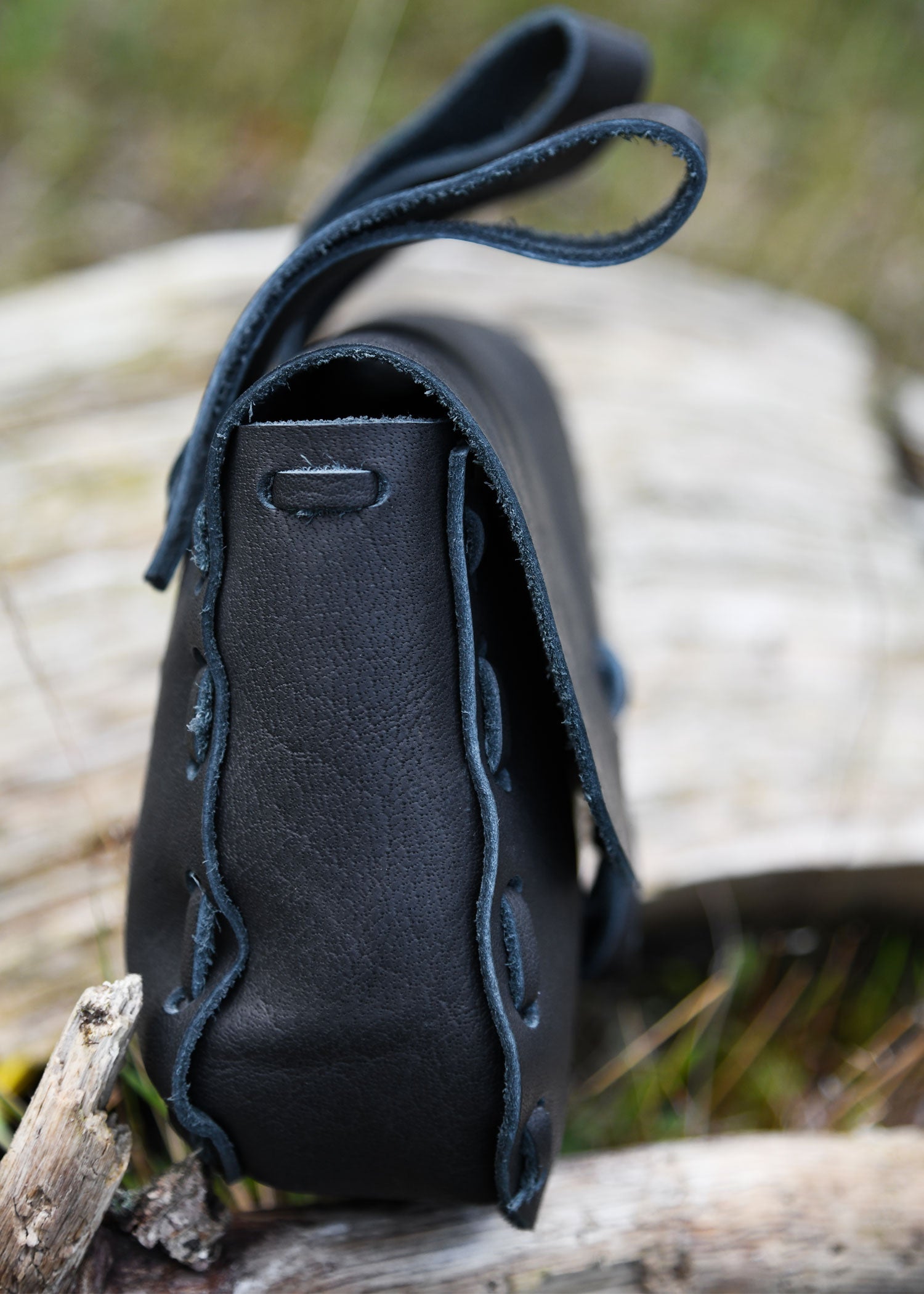 Imagen única de: Bolso Medieval De Cuero, Negro